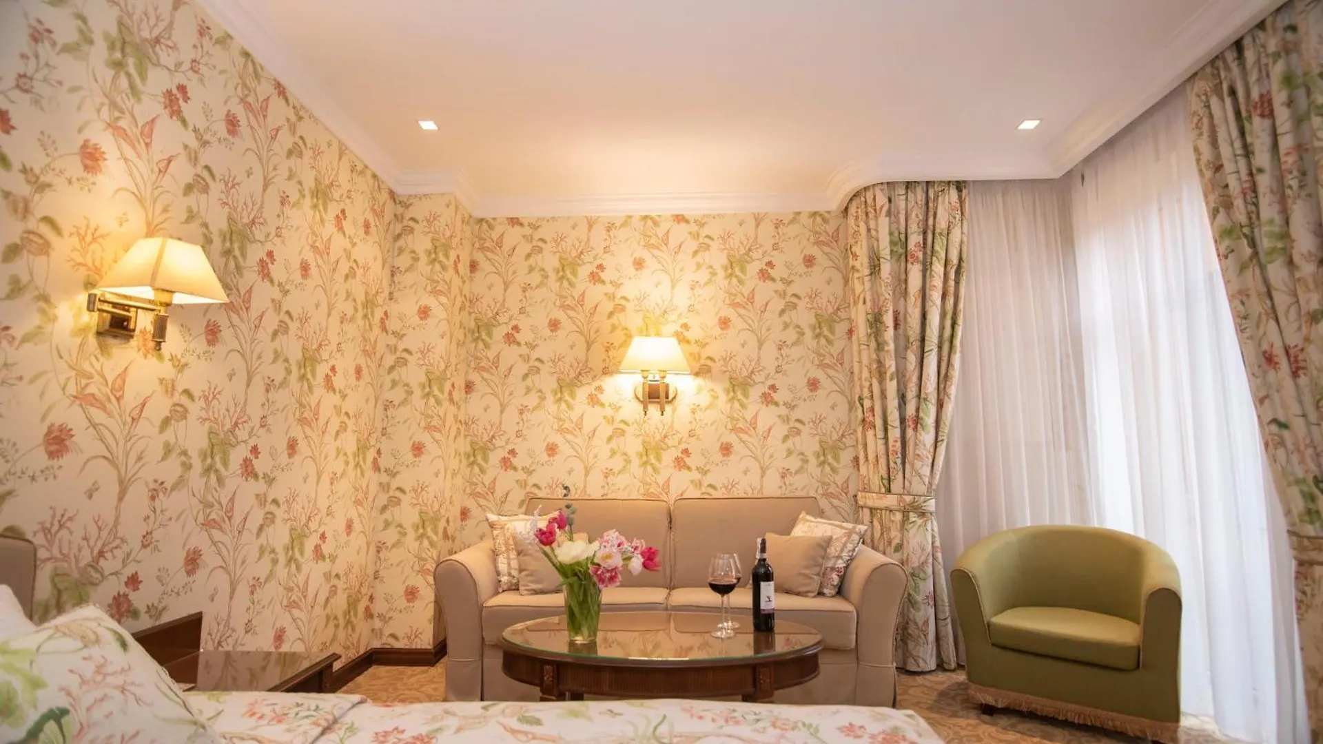 ****  Swiss Hotel Lwów Ukraina